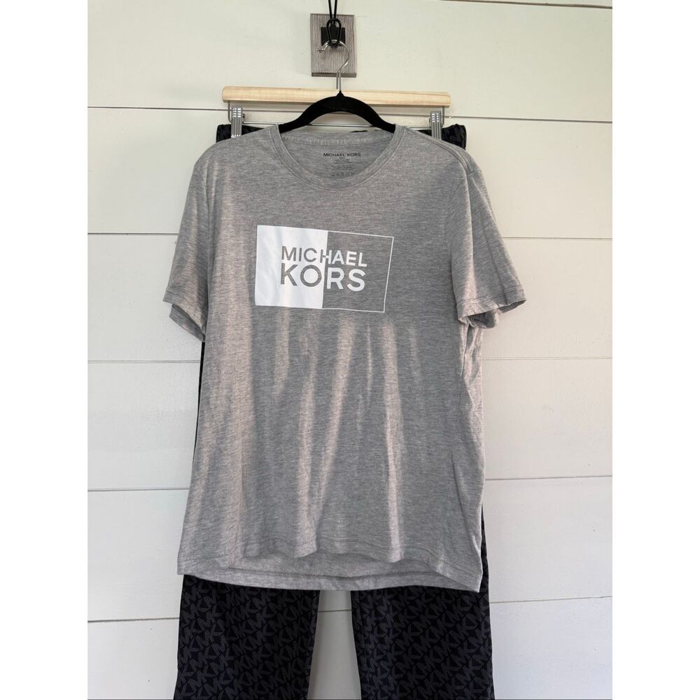Michael Kors Men’s Medium Grey Logo Pajama Set